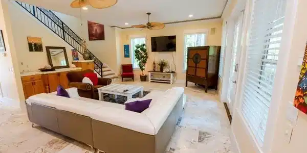 Image 2: Living Room to TV