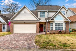 821 Fairway Lakes