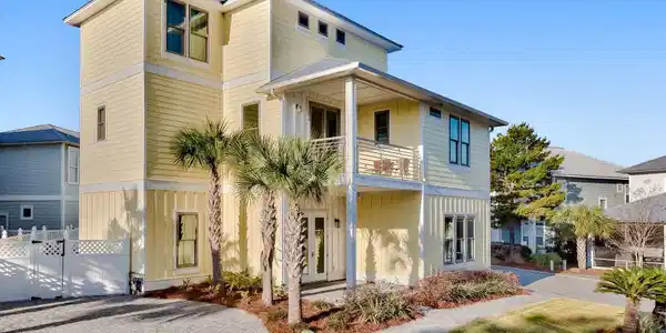 106 St Simon Circle