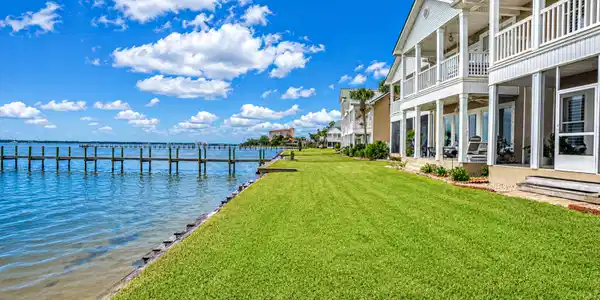 Image 2: Bay Front