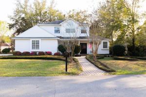 4706 Knollwood