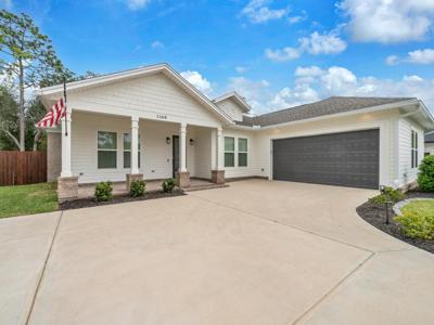 1160 Deer Moss Loop