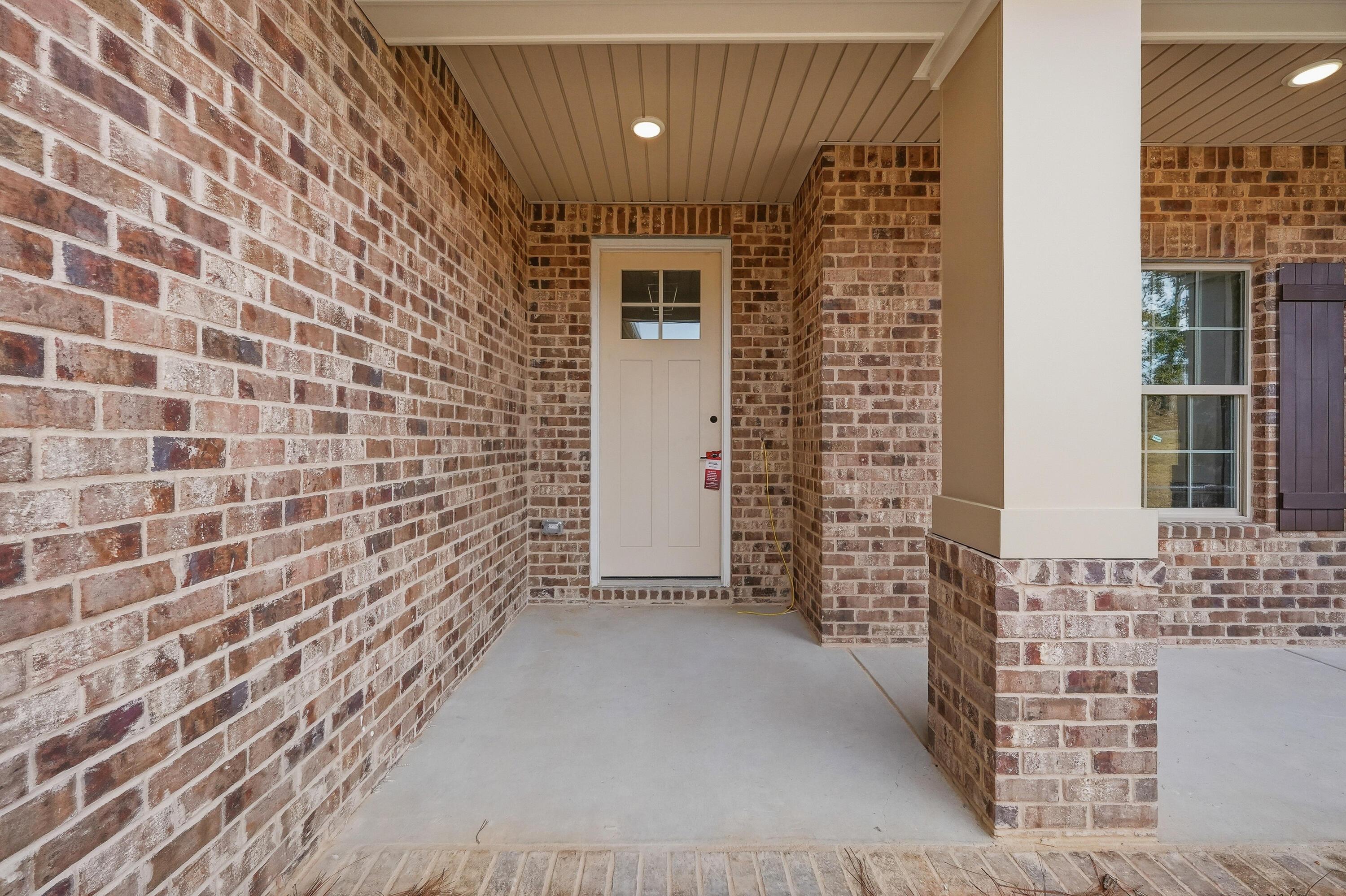 Image 1: 423 marquette st-6