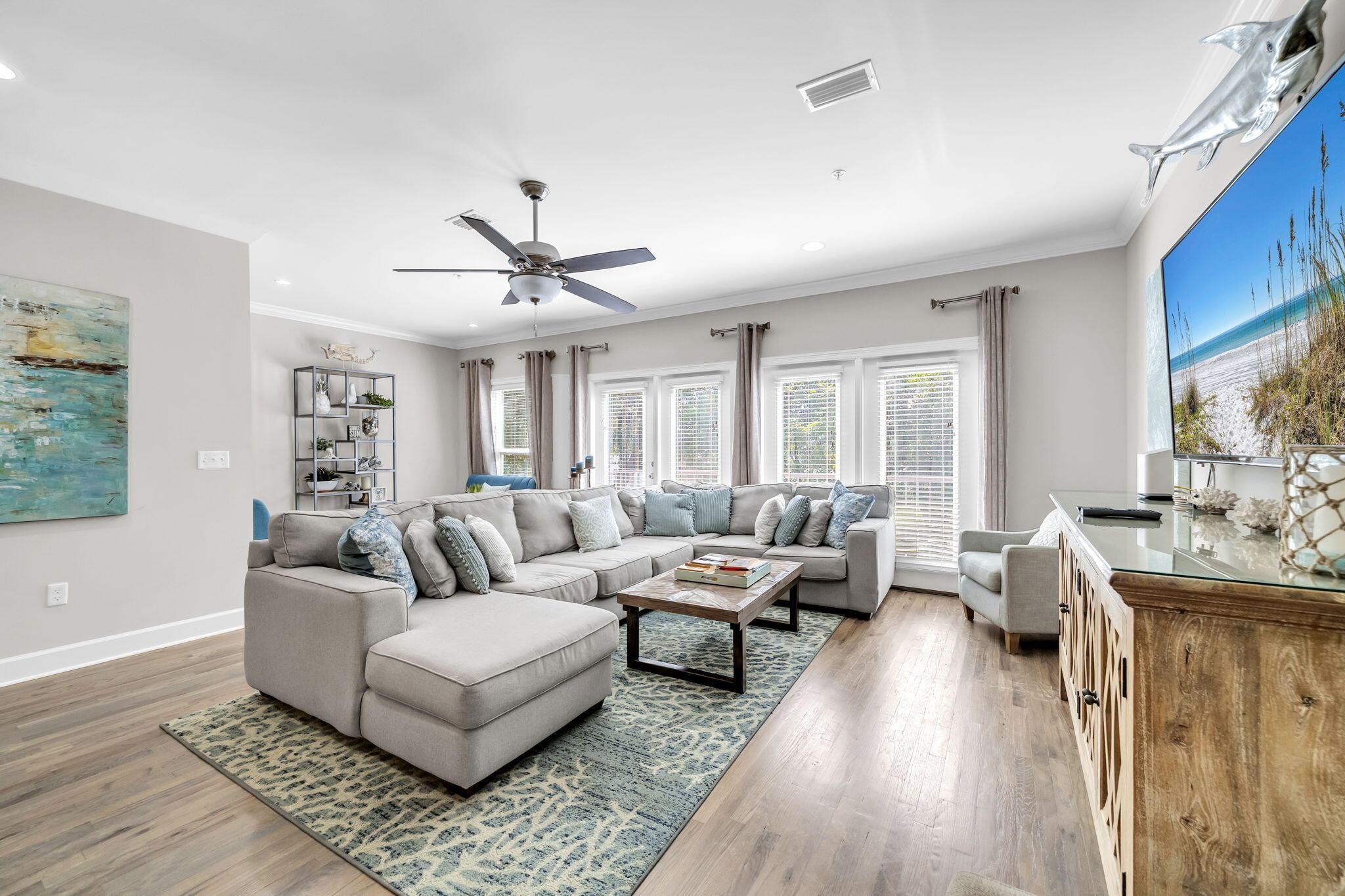 Image 3: Driftwood Townhomes Unit 20