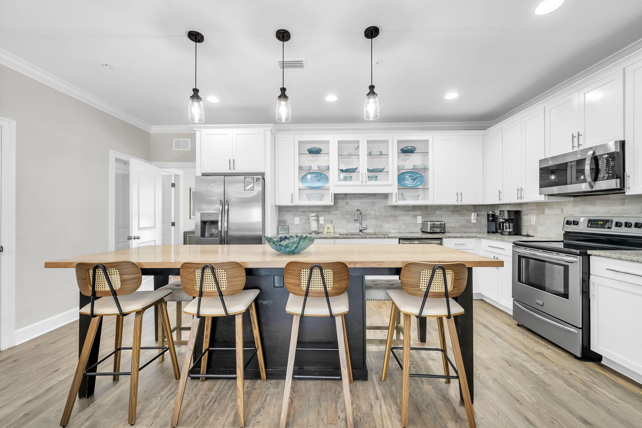 Image 4: Driftwood Townhomes Unit 20