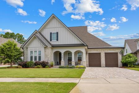 112 Revana Way