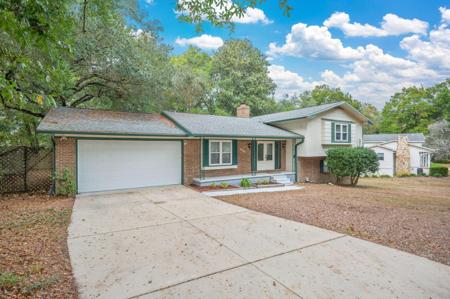 2401 Roberts Drive