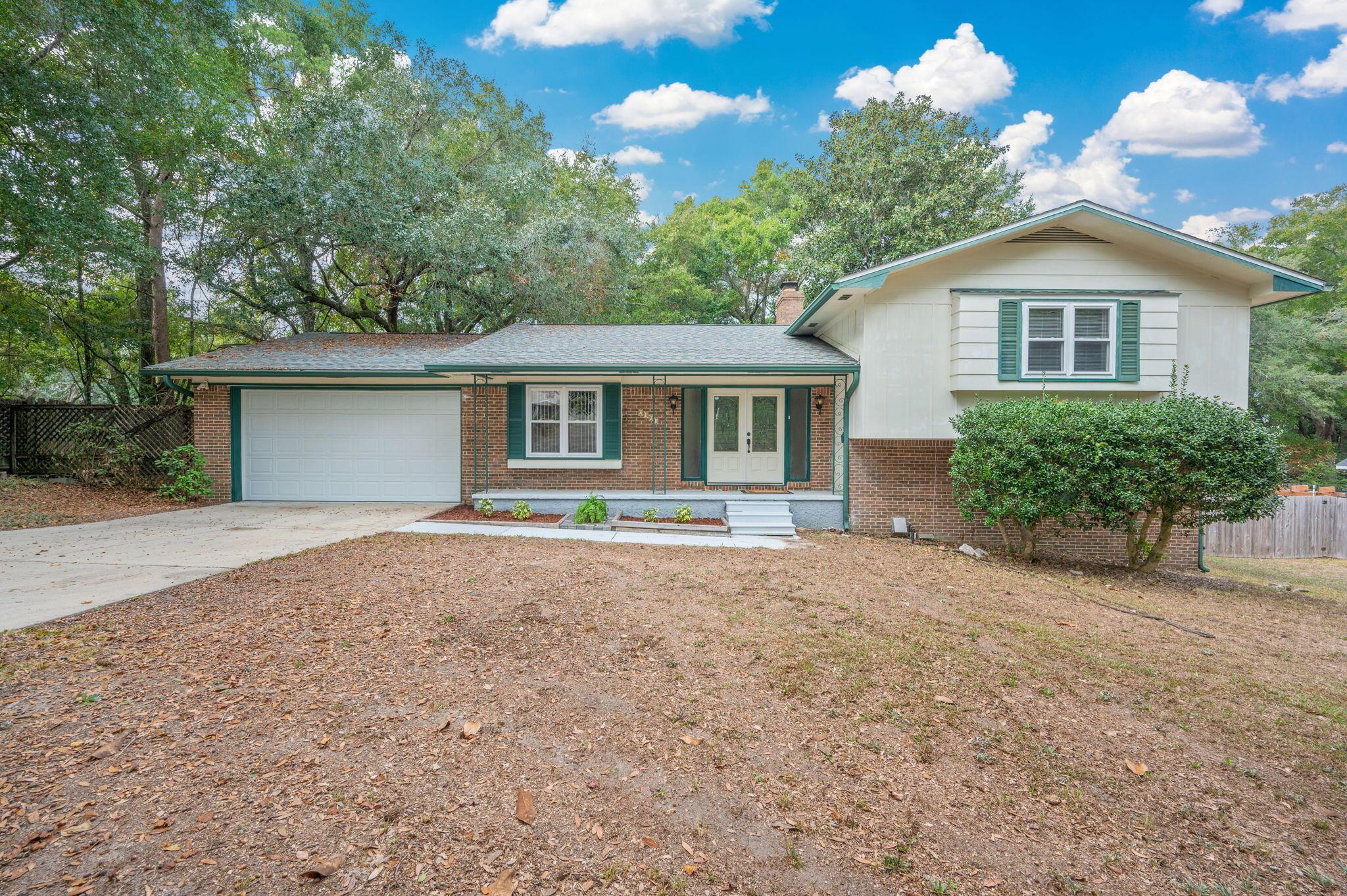 Image 2: 2-web-or-mls-2401-roberts-dr
