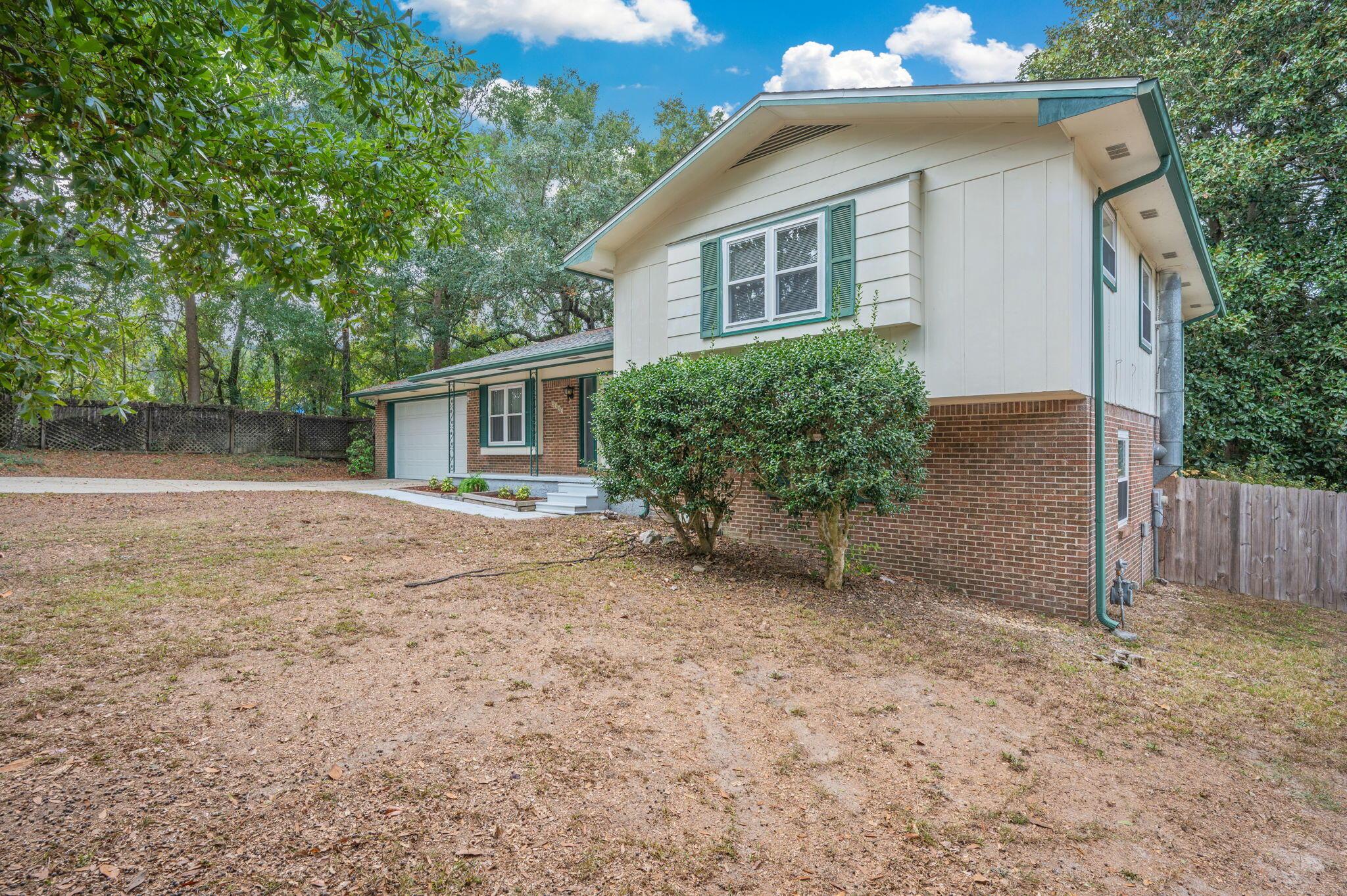 Image 3: 3-web-or-mls-2401-roberts-dr