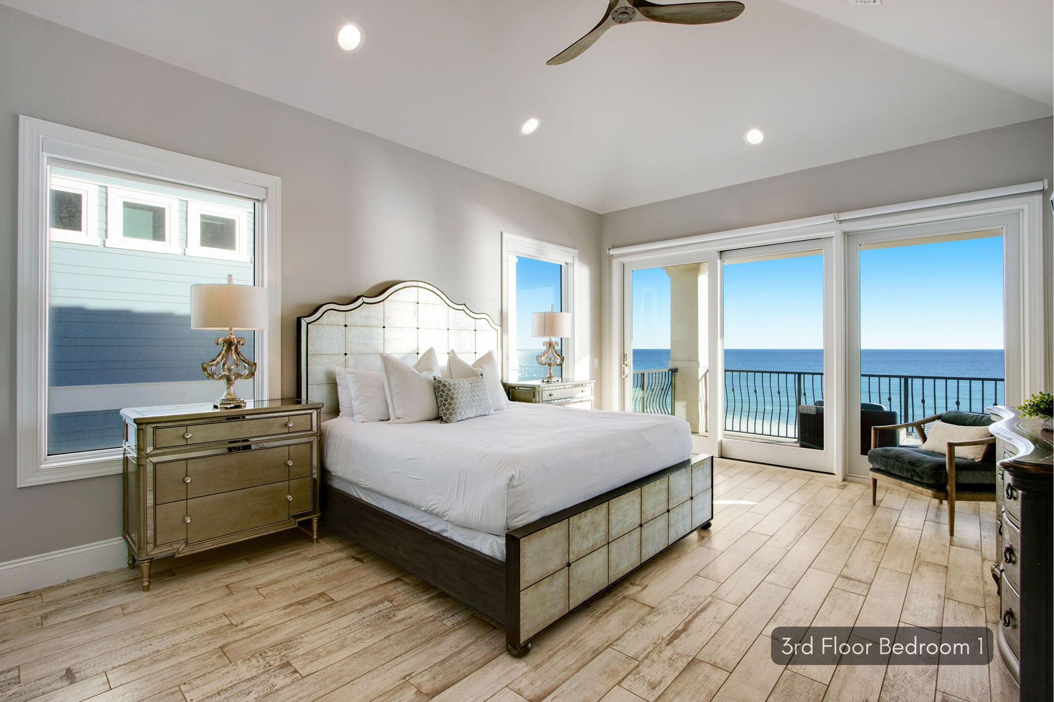 Image 4: Wake up to the waves