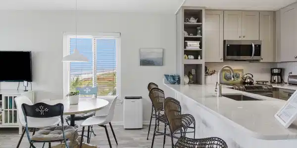 Image 3: Dining & Living Area