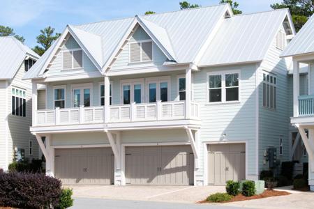 138 E Pine Lands