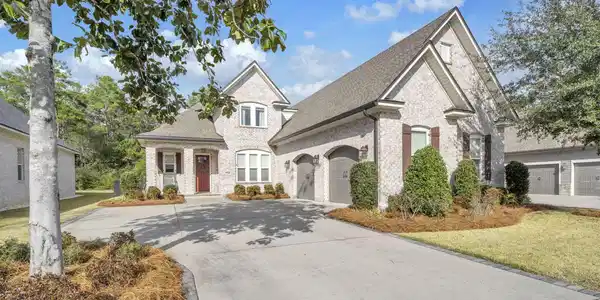 4412 Colleen Cove