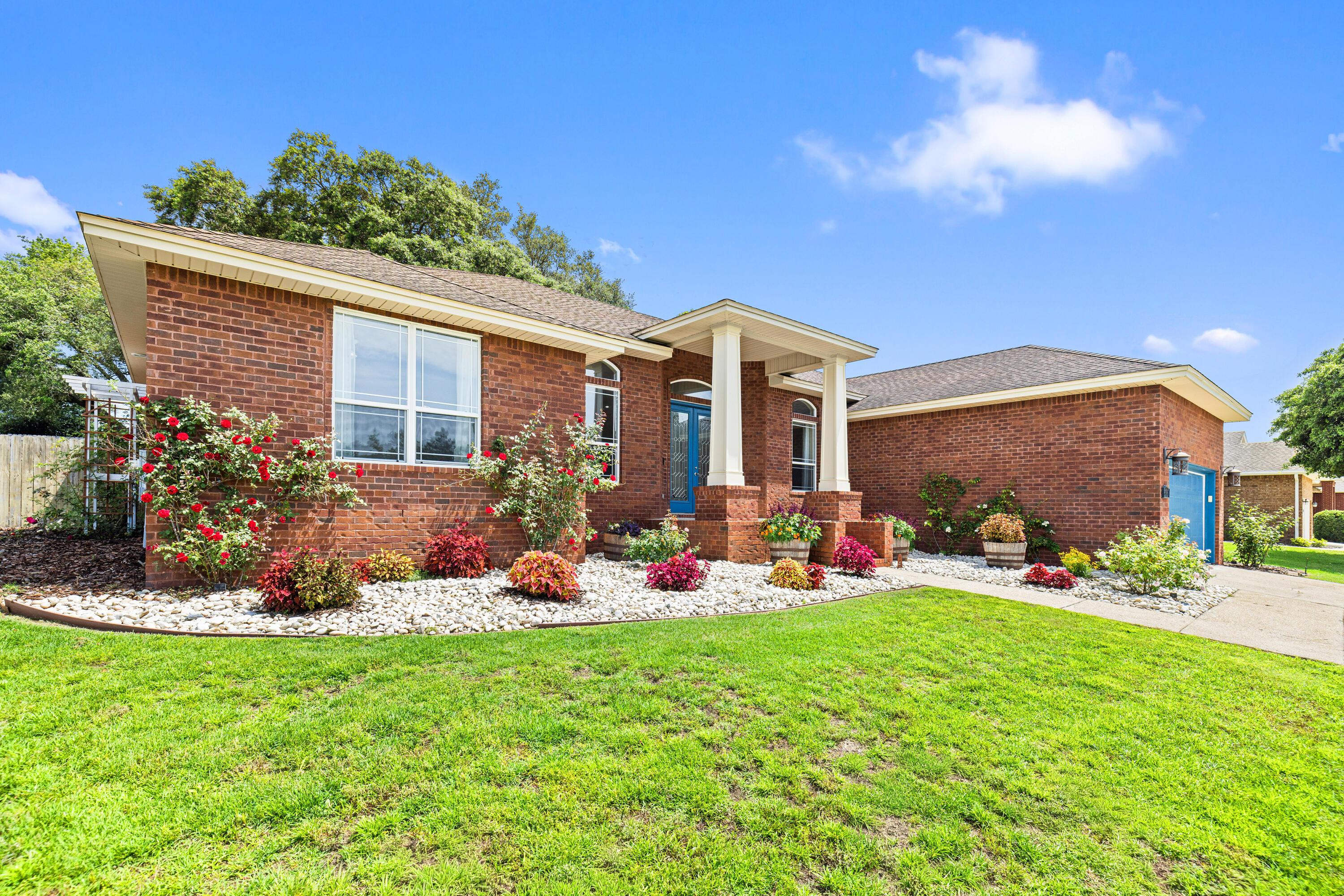 Image 4: 335GroveParkDrive-Niceville-FL-003