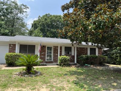 502 Nutmeg Avenue