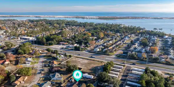 2 S Lake Avenue