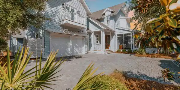 55 Half Hitch Lane