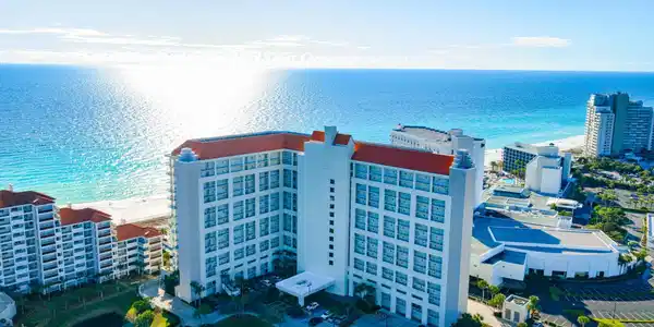 550 Tops L Beach Boulevard