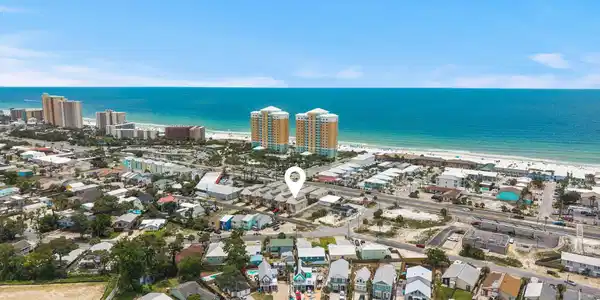 Image 2: 23-web-or-mls-DJI_20260528124136_0964_D
