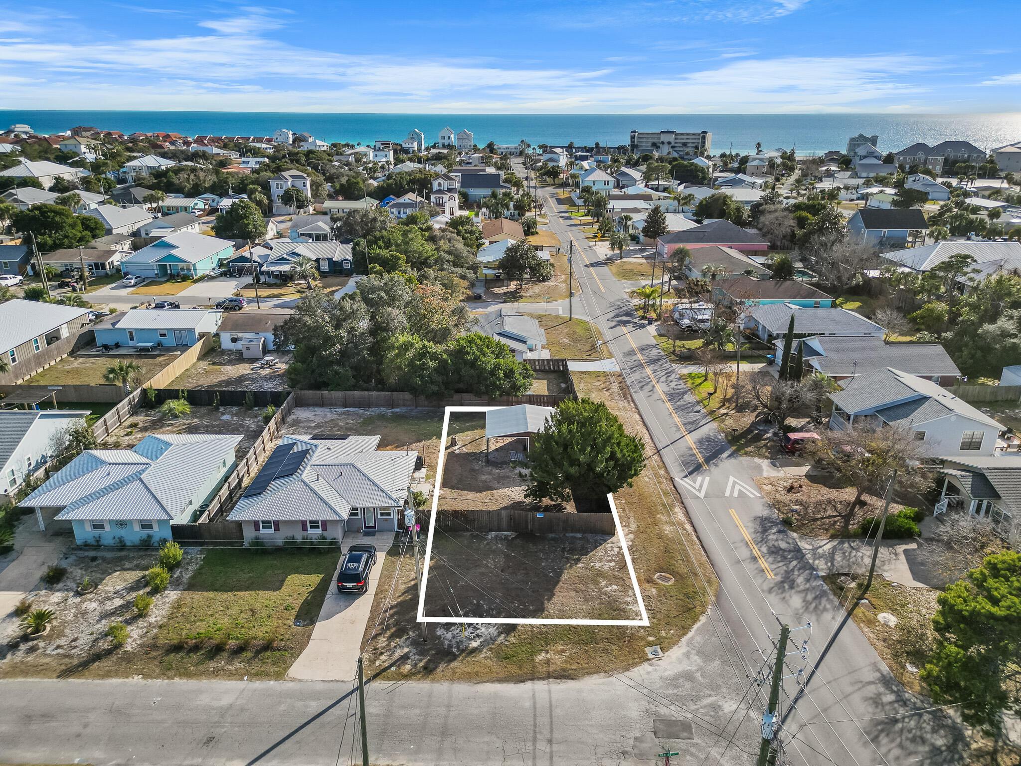 Image 2: 21825 Marlin Ave