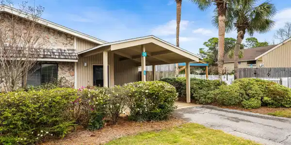 30 Cypress Cove