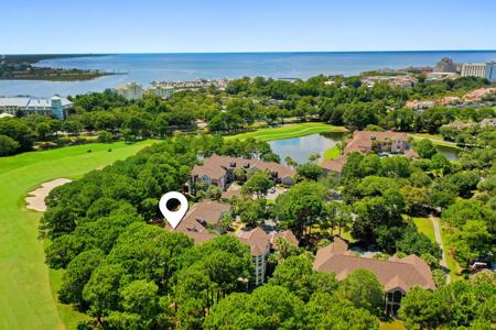 8526 Turnberry Court