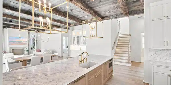 579 Pollard Cove East