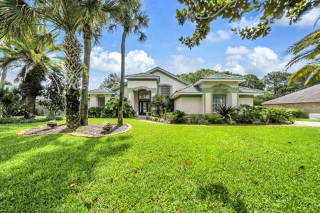 42 Indian Bayou Drive