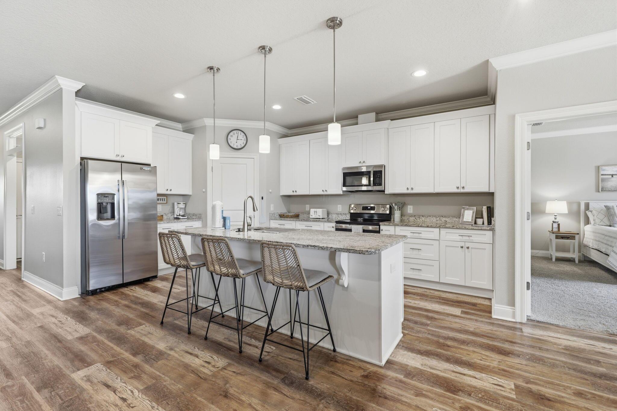 Image 3: 11-web-or-mls-2590-lovewood-dr