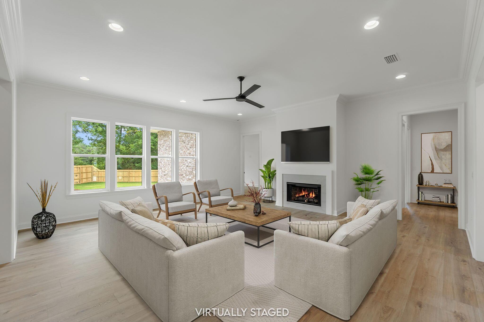 Image 2: 43-web-or-mls-FinalStaging-1