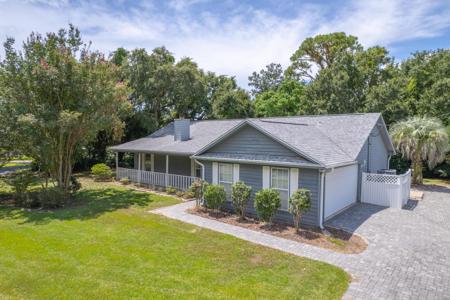 2833 Via Roma Court