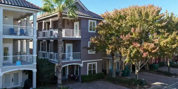 Image 4: Balcony View