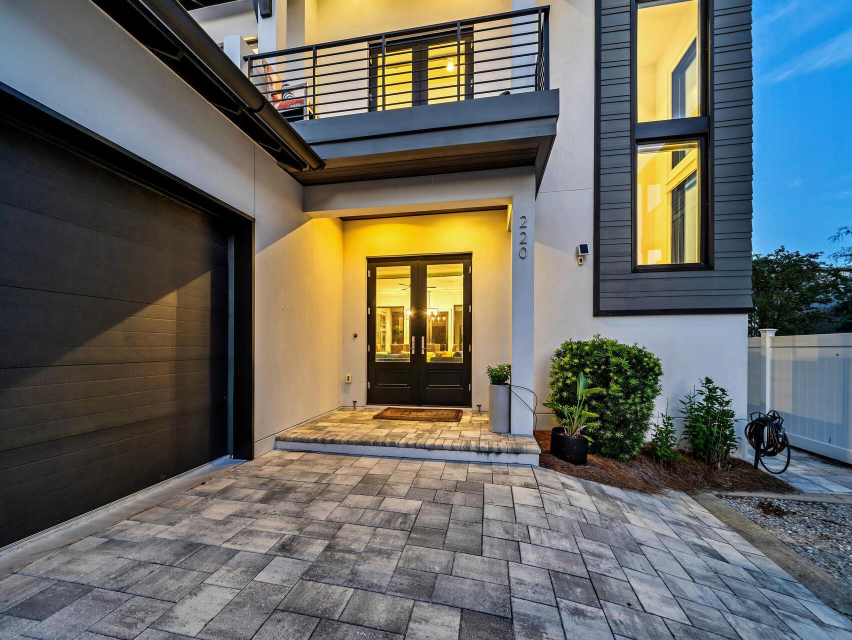 Image 3: 220 St Francis Dr N Miramar Beach FL 325
