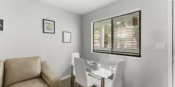 Image 2: 4-web-or-mls-17214-front-beach-rd-g6