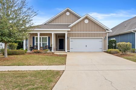 93 Dusky Way