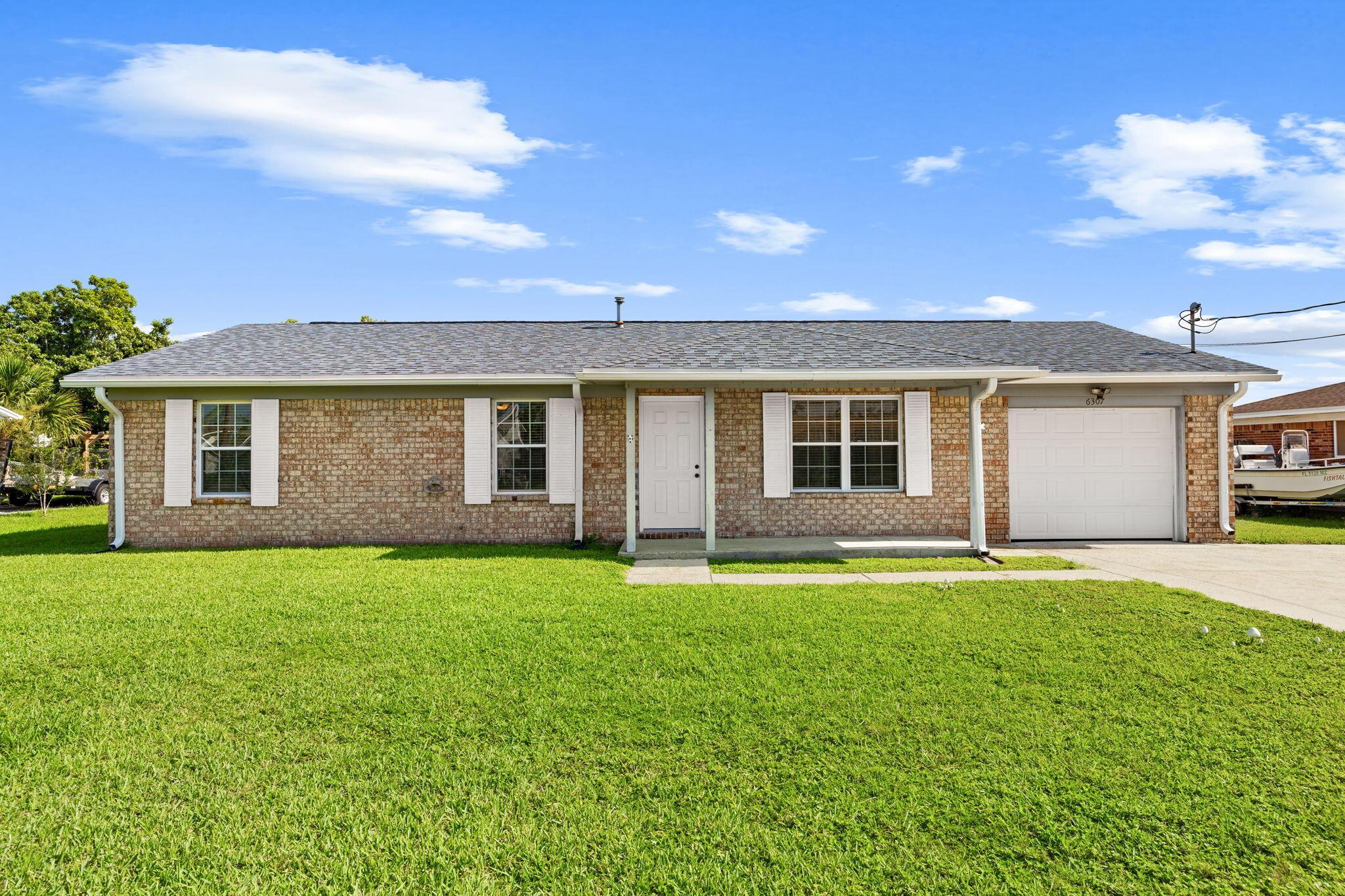 Image 1: 6307 Babby Lane Panama City, FL
