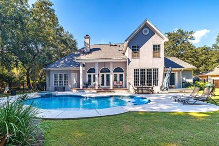 200 Windward Way