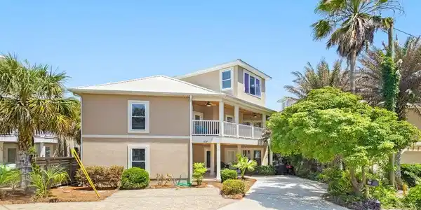 104 Derondo Street