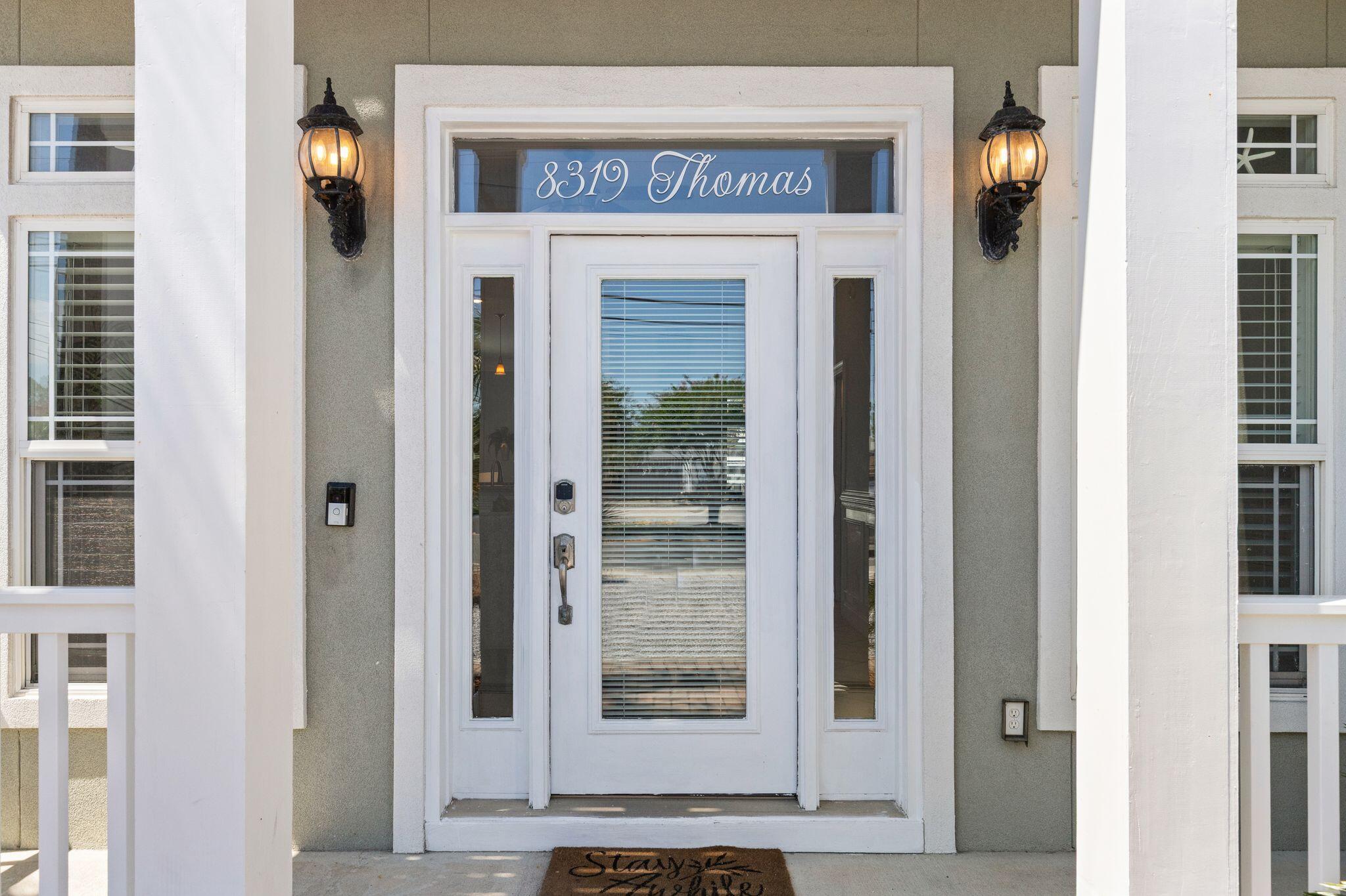 Image 2: 8319 Thomas Drive