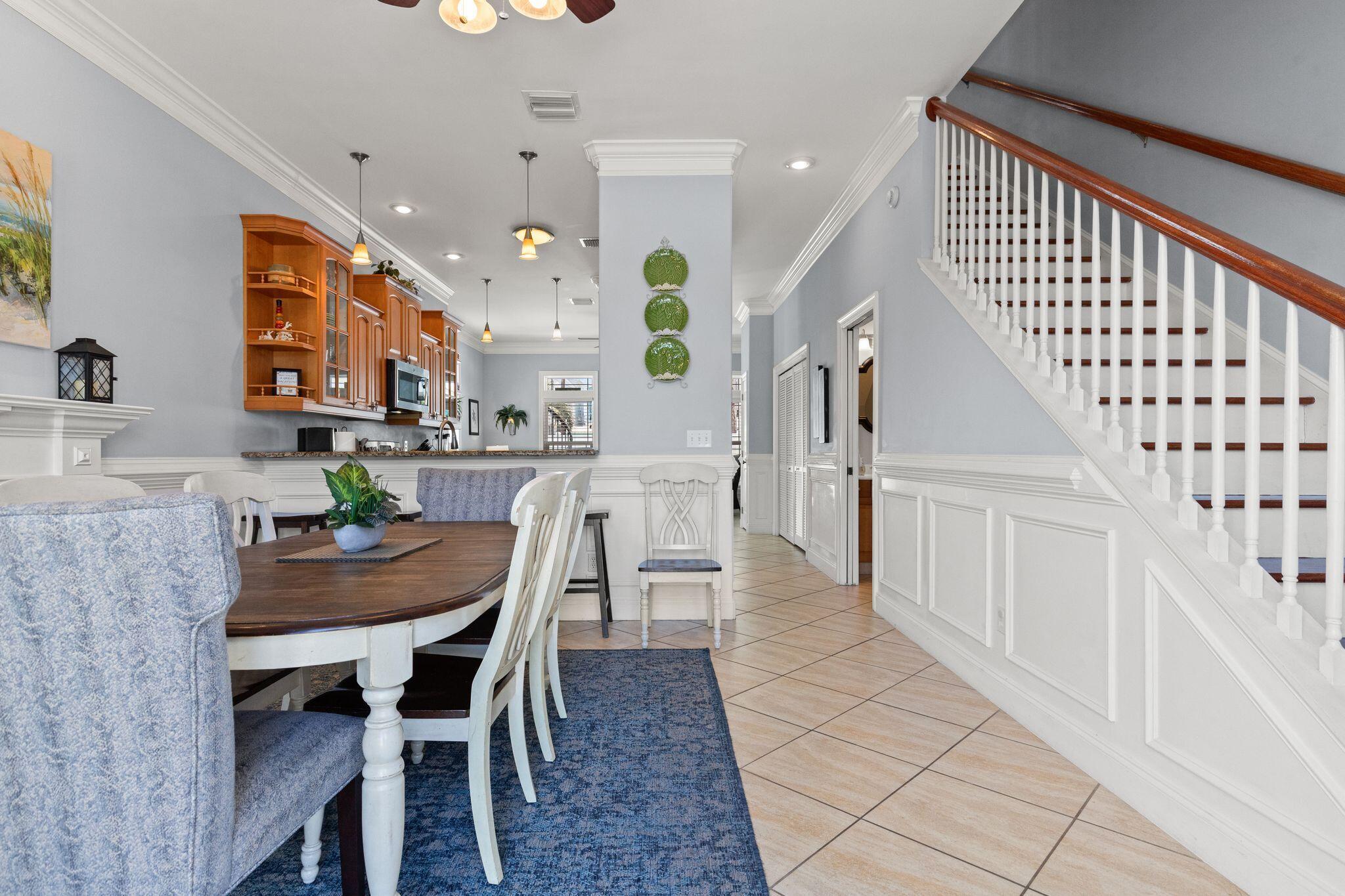 Image 3: 8319 thomas dr, panama city beach, fl 32