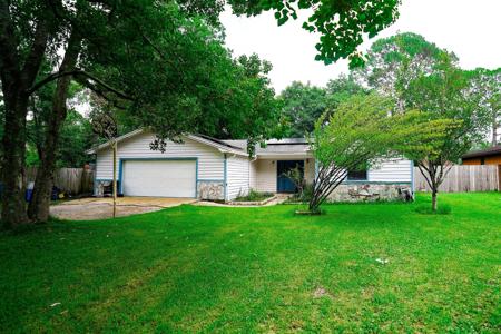 903 Nutmeg Avenue