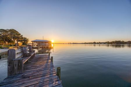 239 Beachview Drive