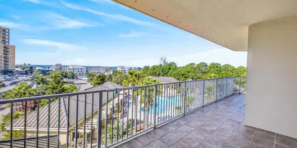 Image 2: Balcony