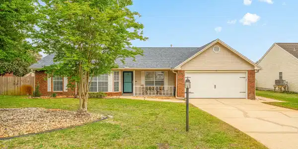 119 Long Pointe Drive