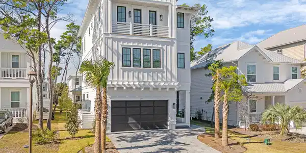 Image 3: dave-warren-real-estate-photography-14