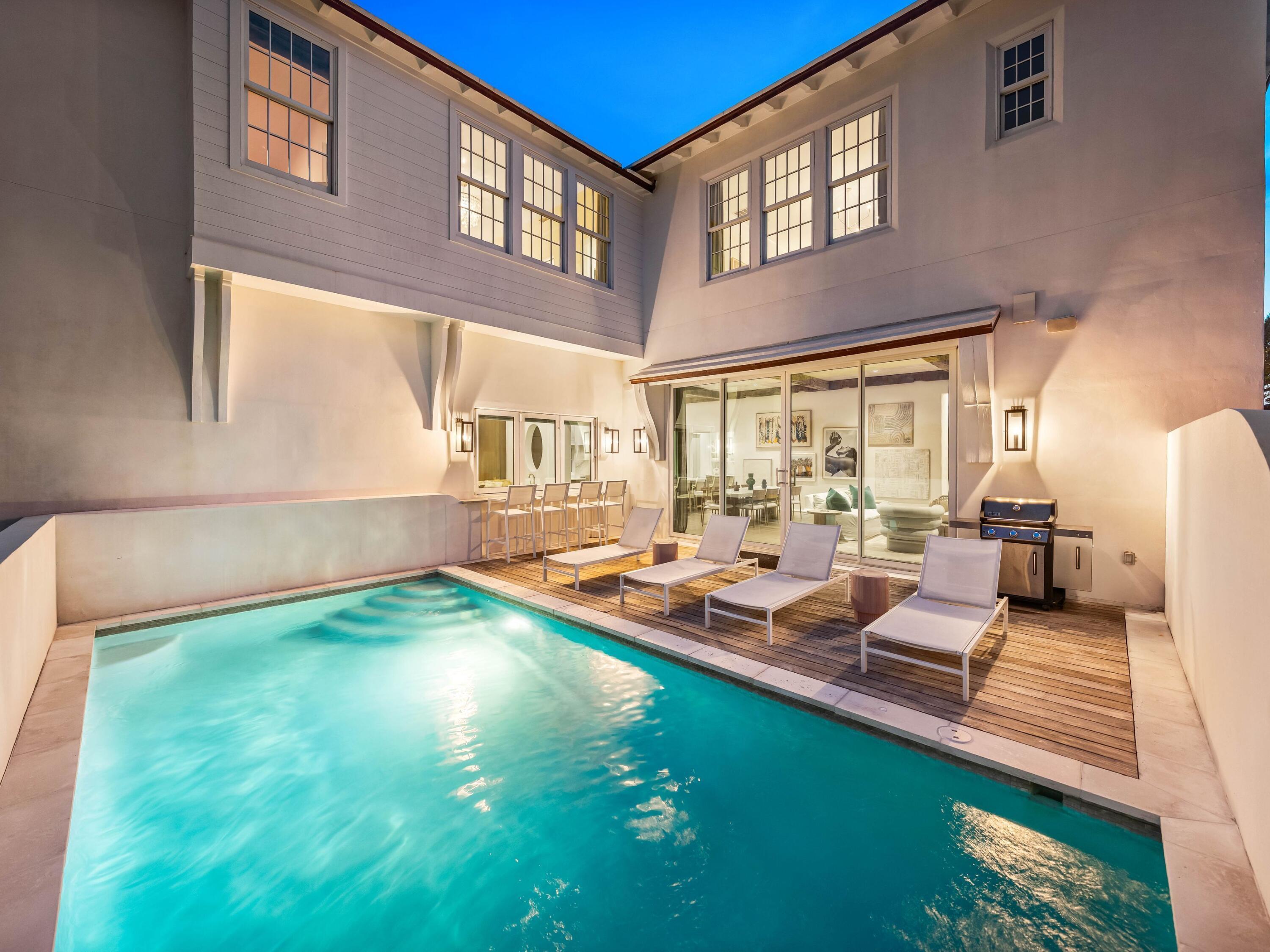 Image 2: 41 Elysee Court