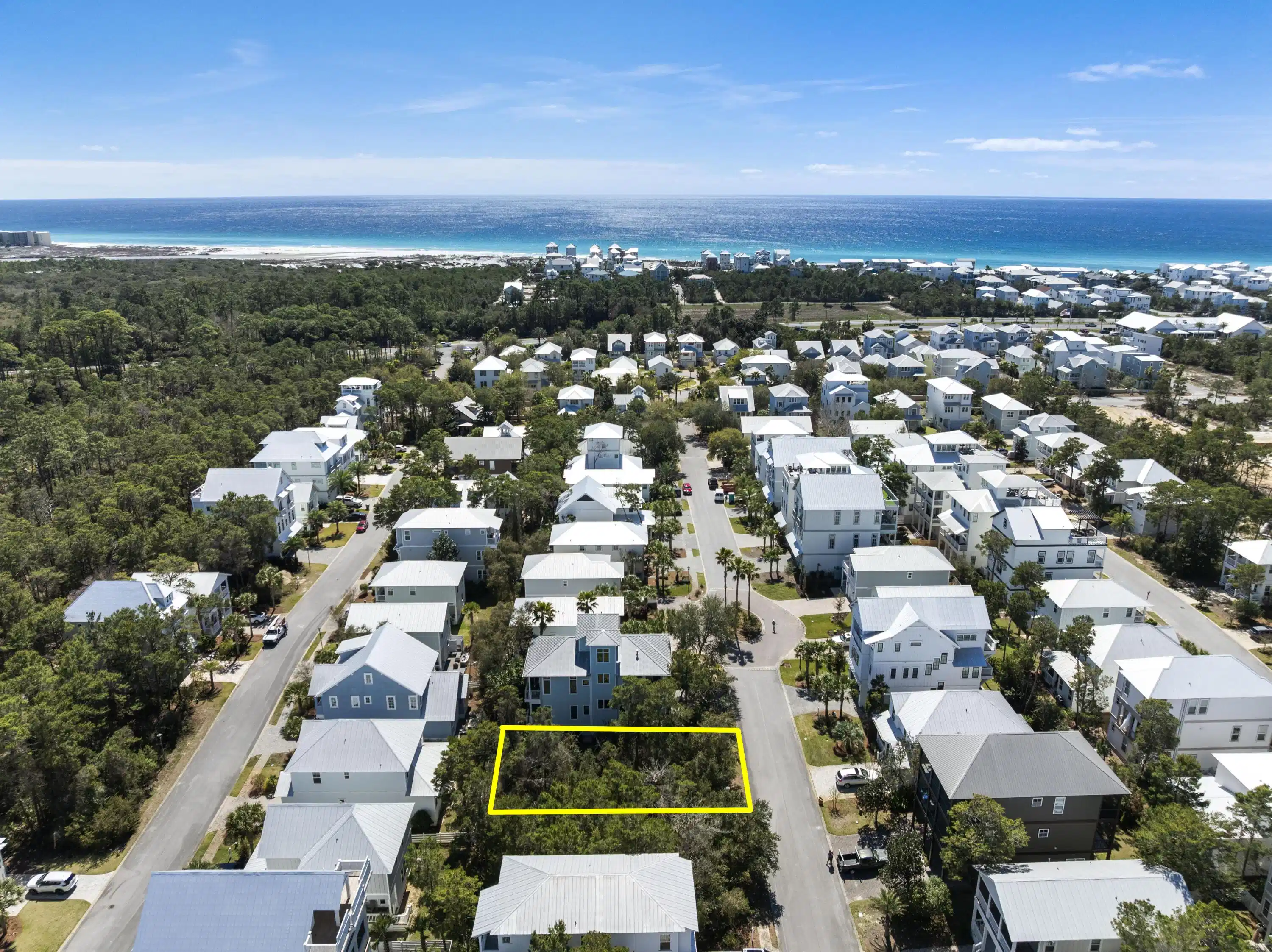 Image 1: Proximity to the Gulf/Beach