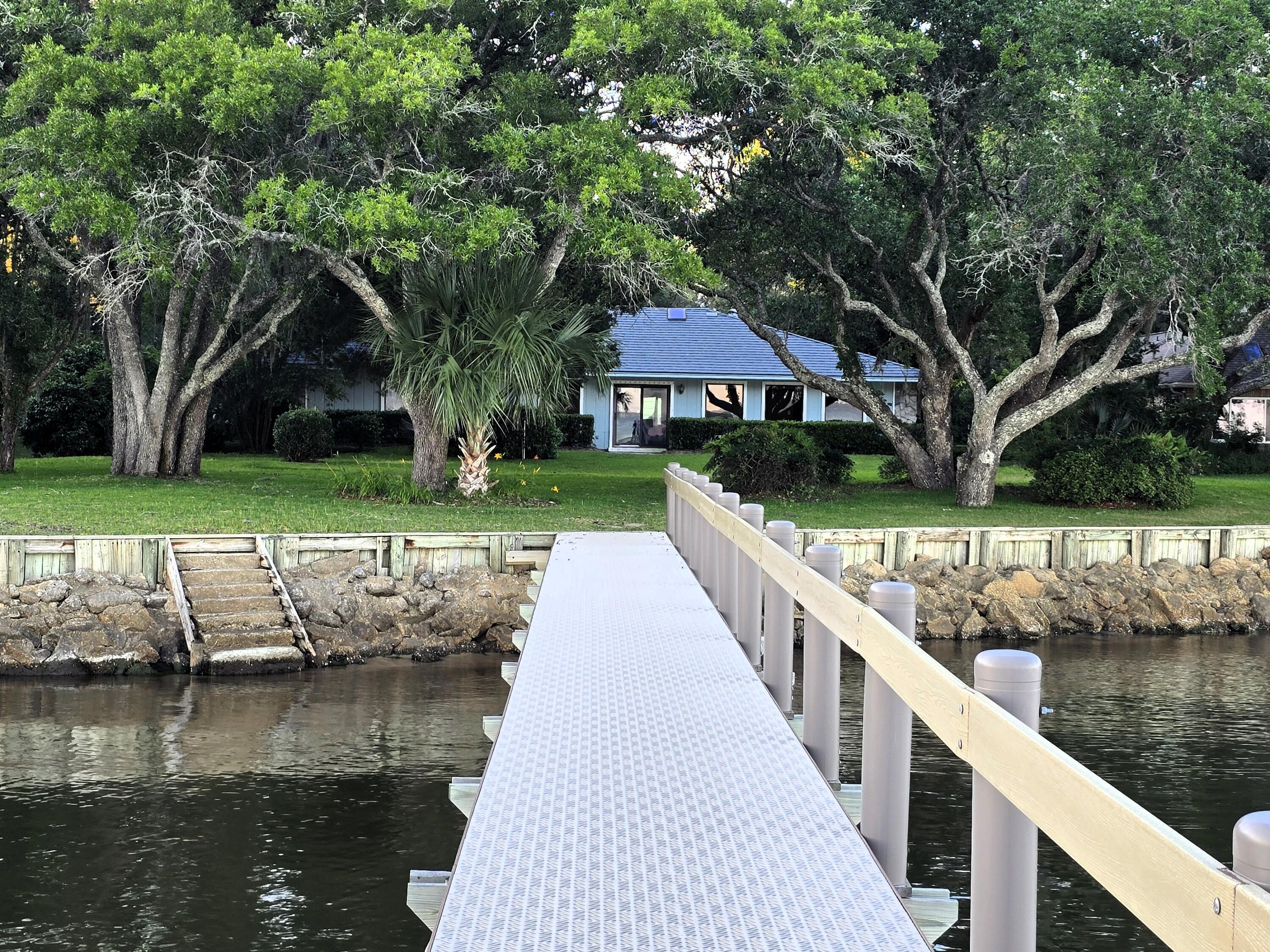Image 2: Bayfont-home-261-Cedar-Beach-Cove (46E)