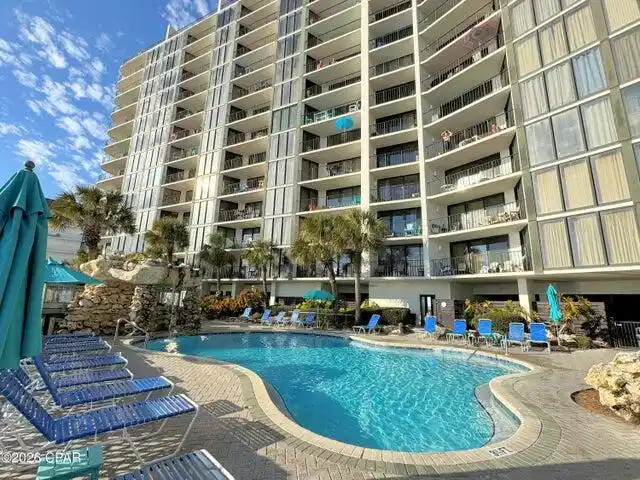 Image 1: Tower II at Edgewater