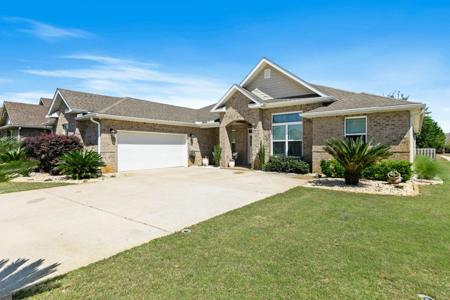 14 Madiera Drive